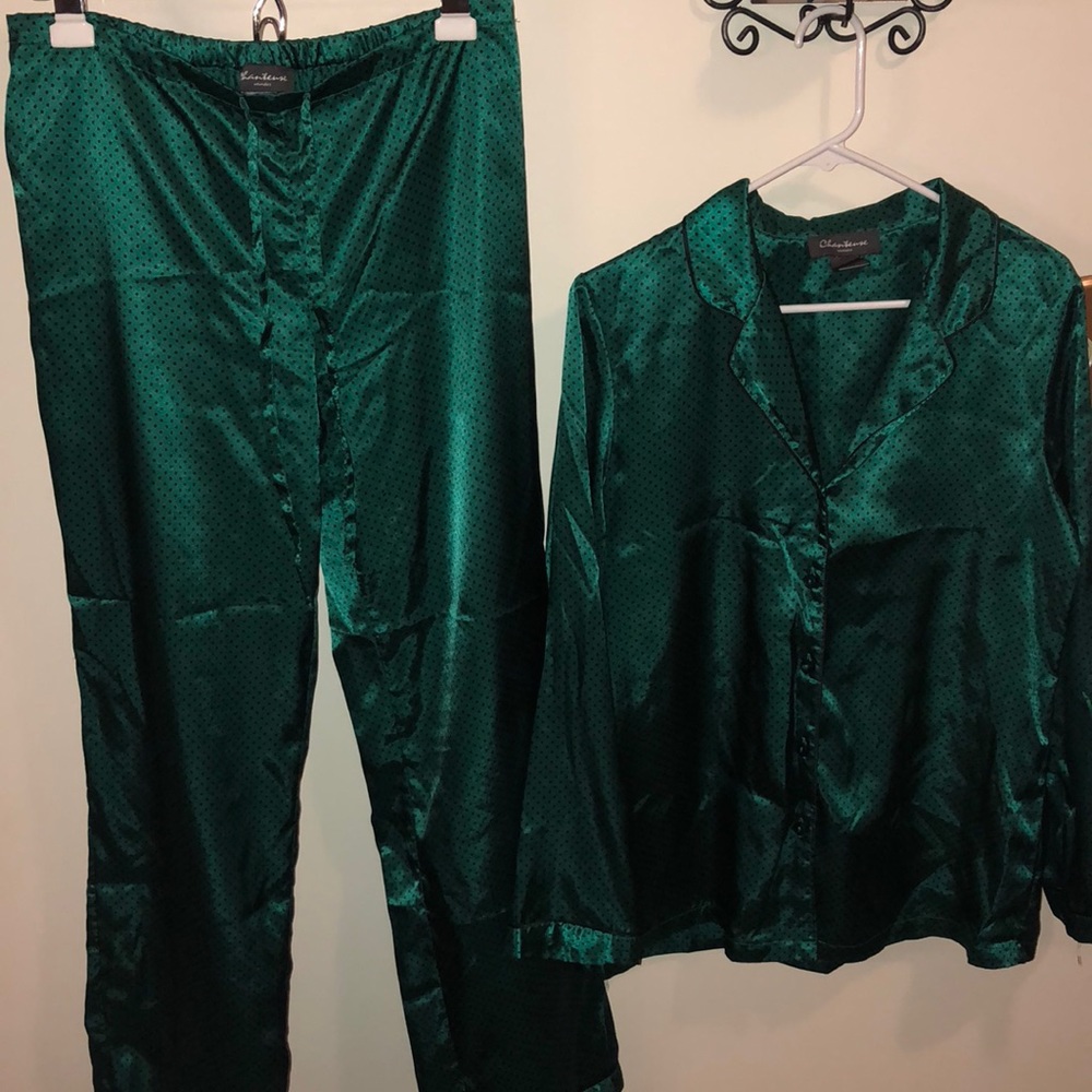 Chanteuse intimates satin pajamas set. Like new!